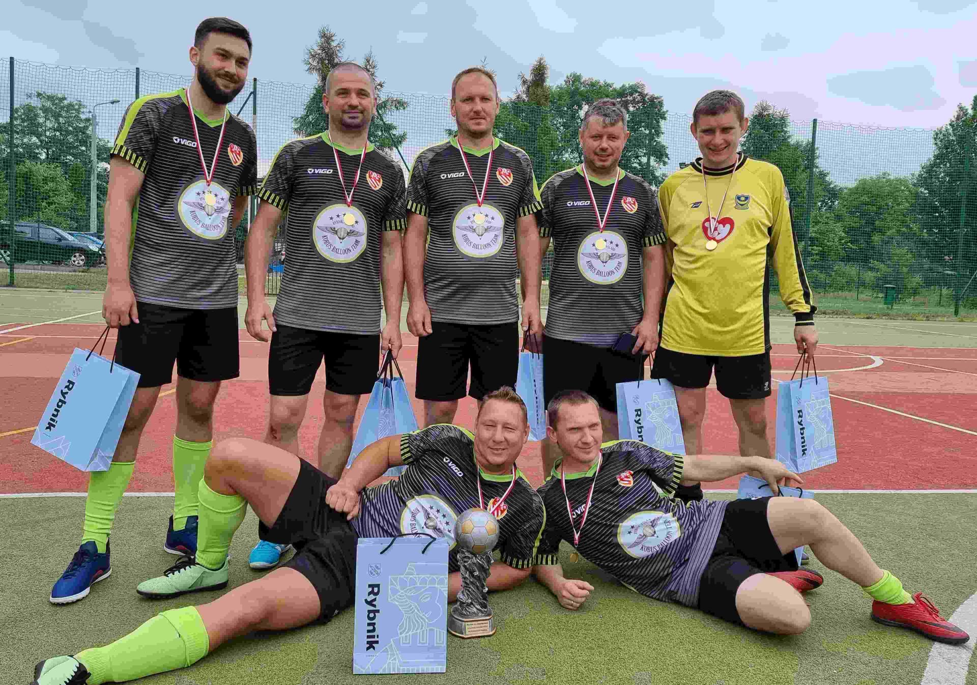 Piłkarska reprezentacja dzielnicy Ochojec, zwycięzca tegorocznego Mundialu dla dzielnic