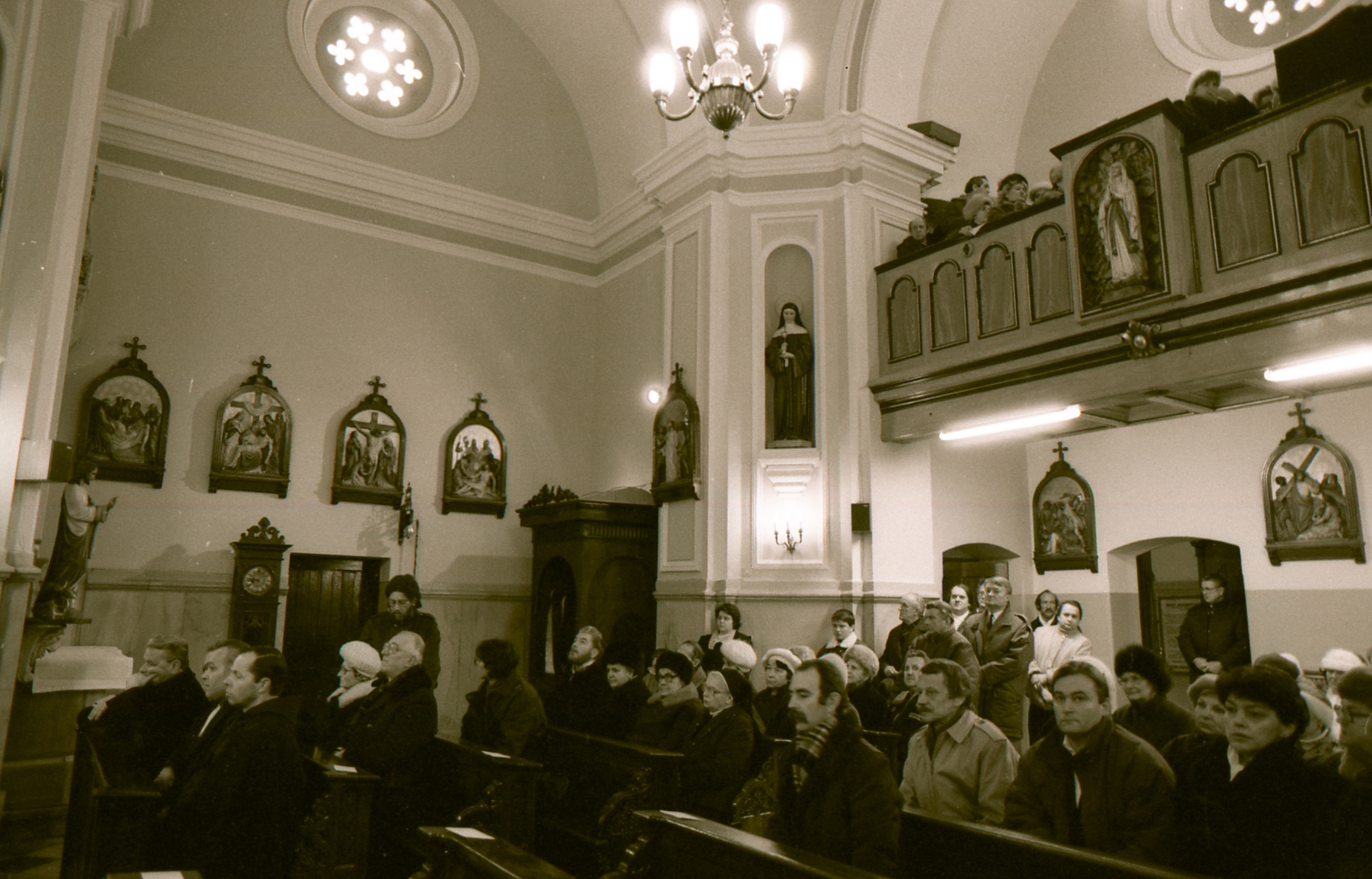 Kaplica cieszyła się uznaniem okolicznej ludności, licznie uczestniczącej w celebrowanych mszach. Zdjęcie z archiwum Muzeum w Rybniku