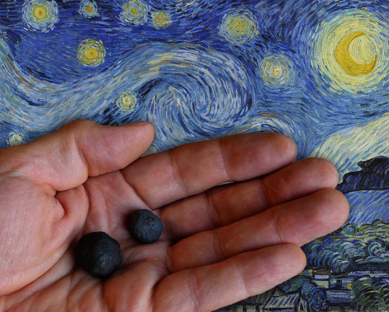 Meteoryty, które spadły z nieba na Paruszowiec na tle obrazu „Nieba” Vincenta van Gogha