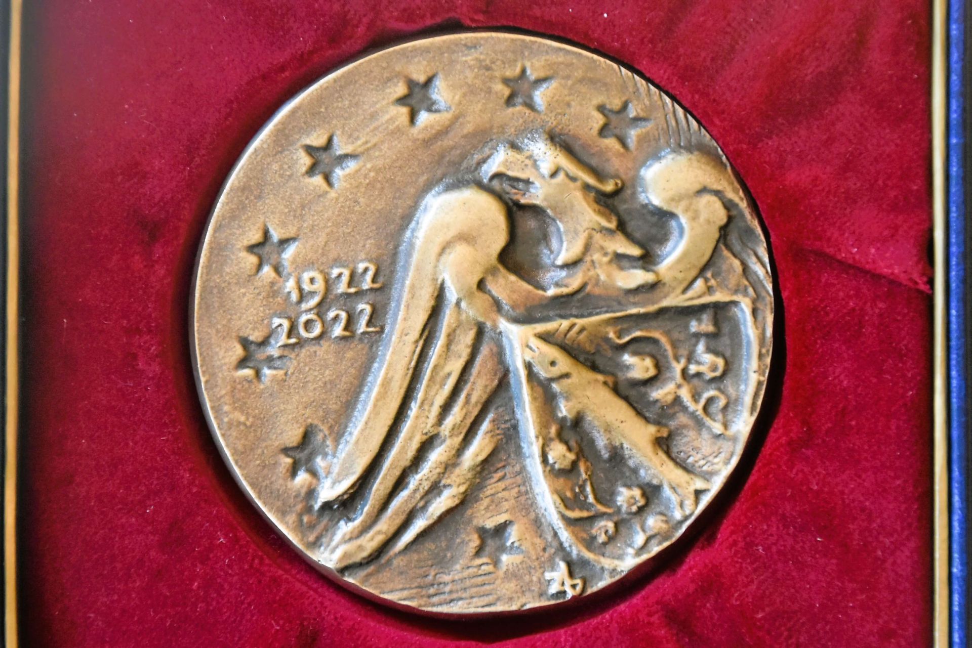 Na jubileusz przygotowano specjalny medal. Zdj. Aleksander Król