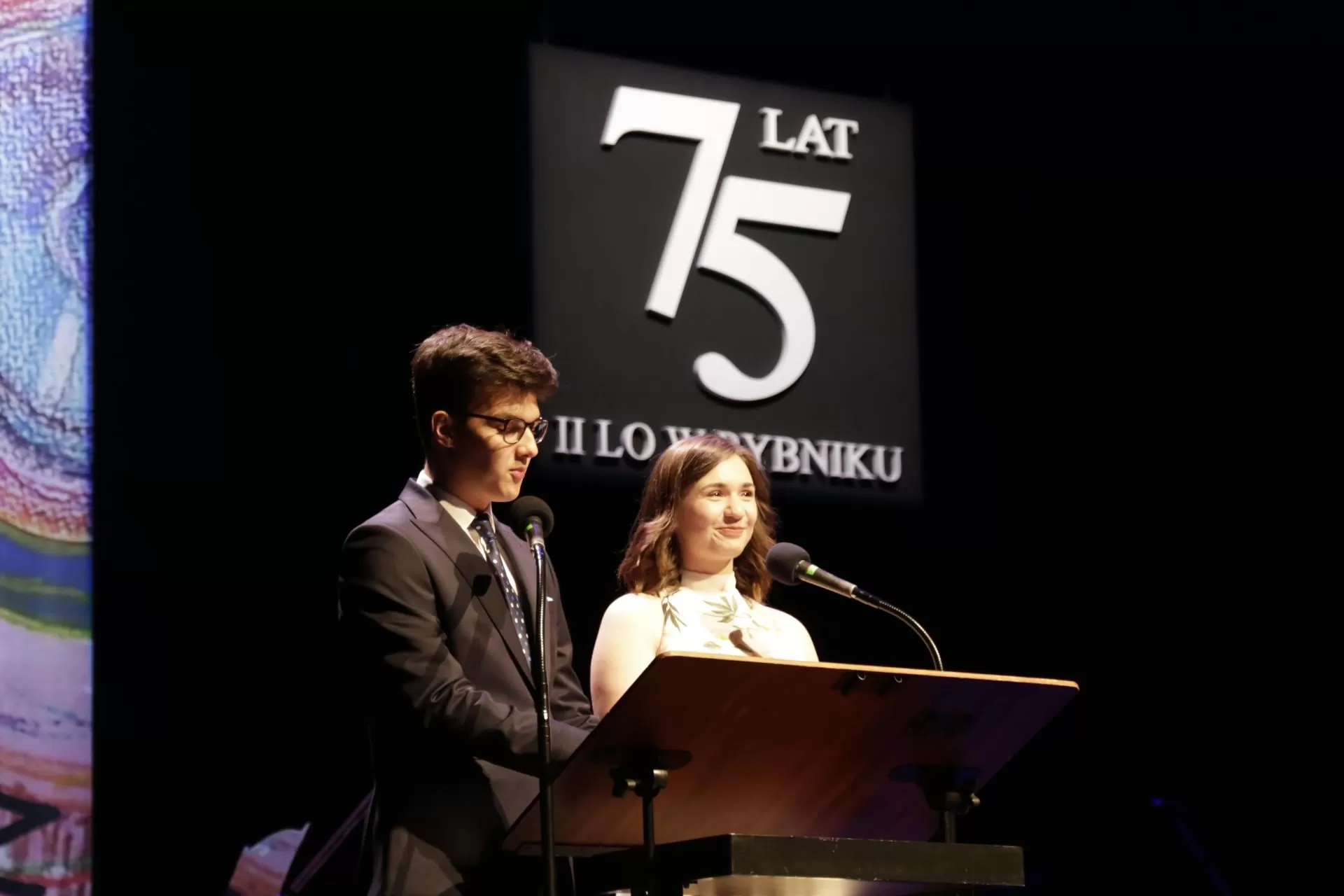 75-lecie II LO w Rybniku "Jeśli być to jak ptaki - wysoko i lotnie"