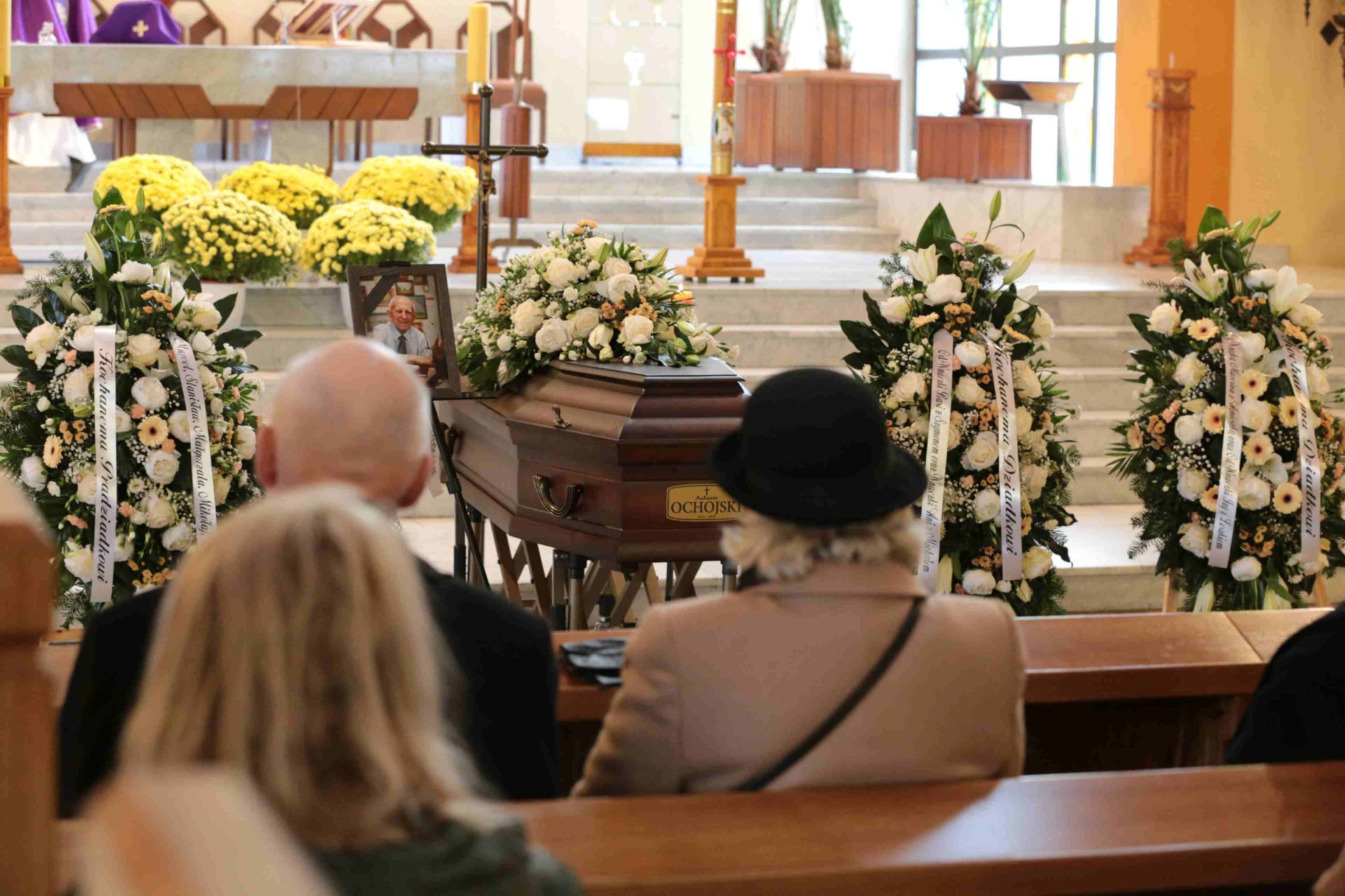Mszę pogrzebową odprawiono w kościele św. Jadwigi Śląskiej na Nowinach. Zdj. Wacław Troszka